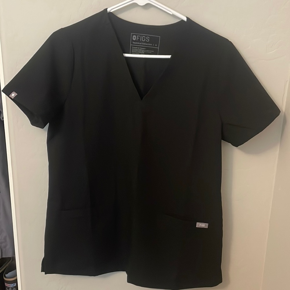 Figs Scrub Top